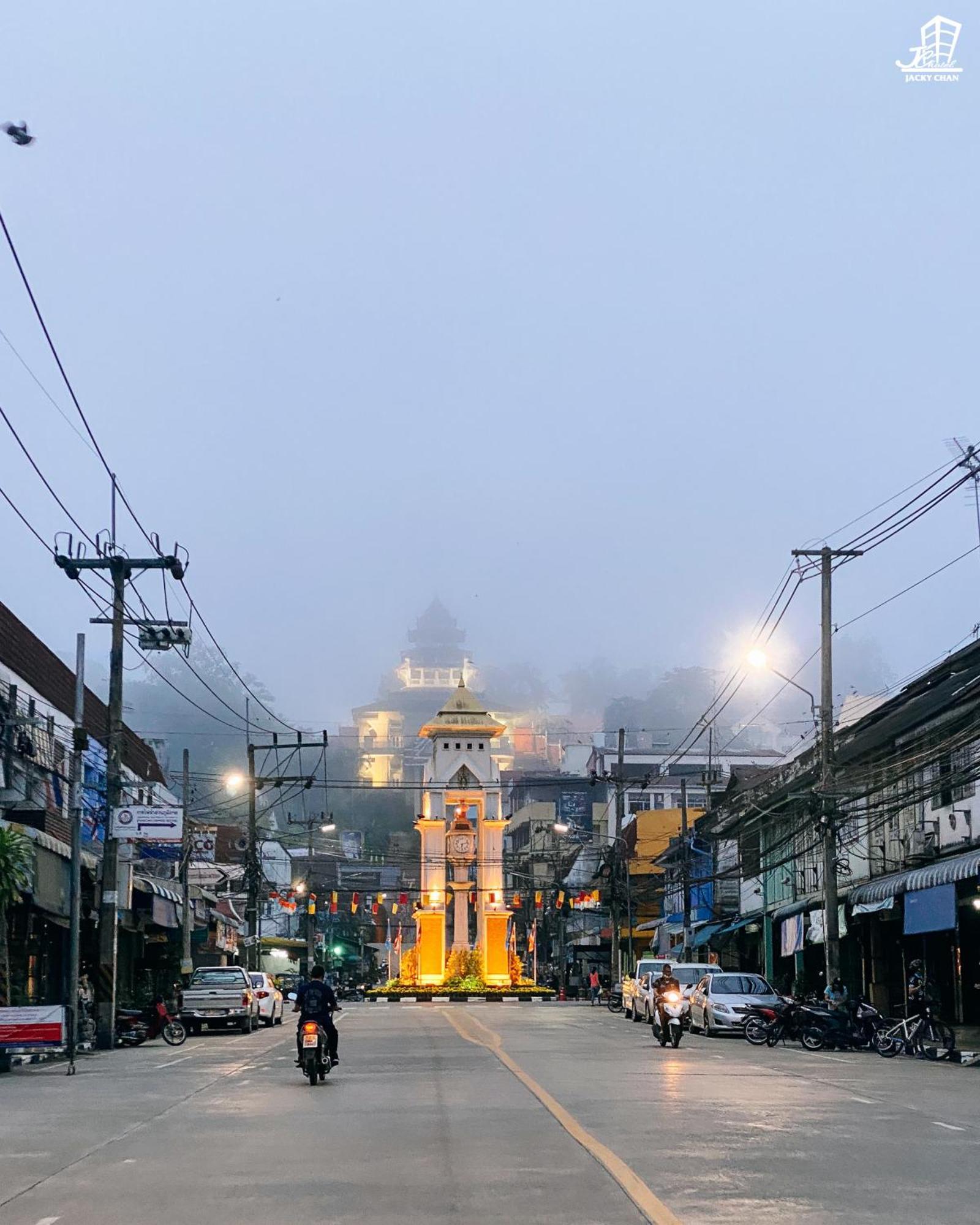 Jacky Chan Hotel Betong Exteriér fotografie